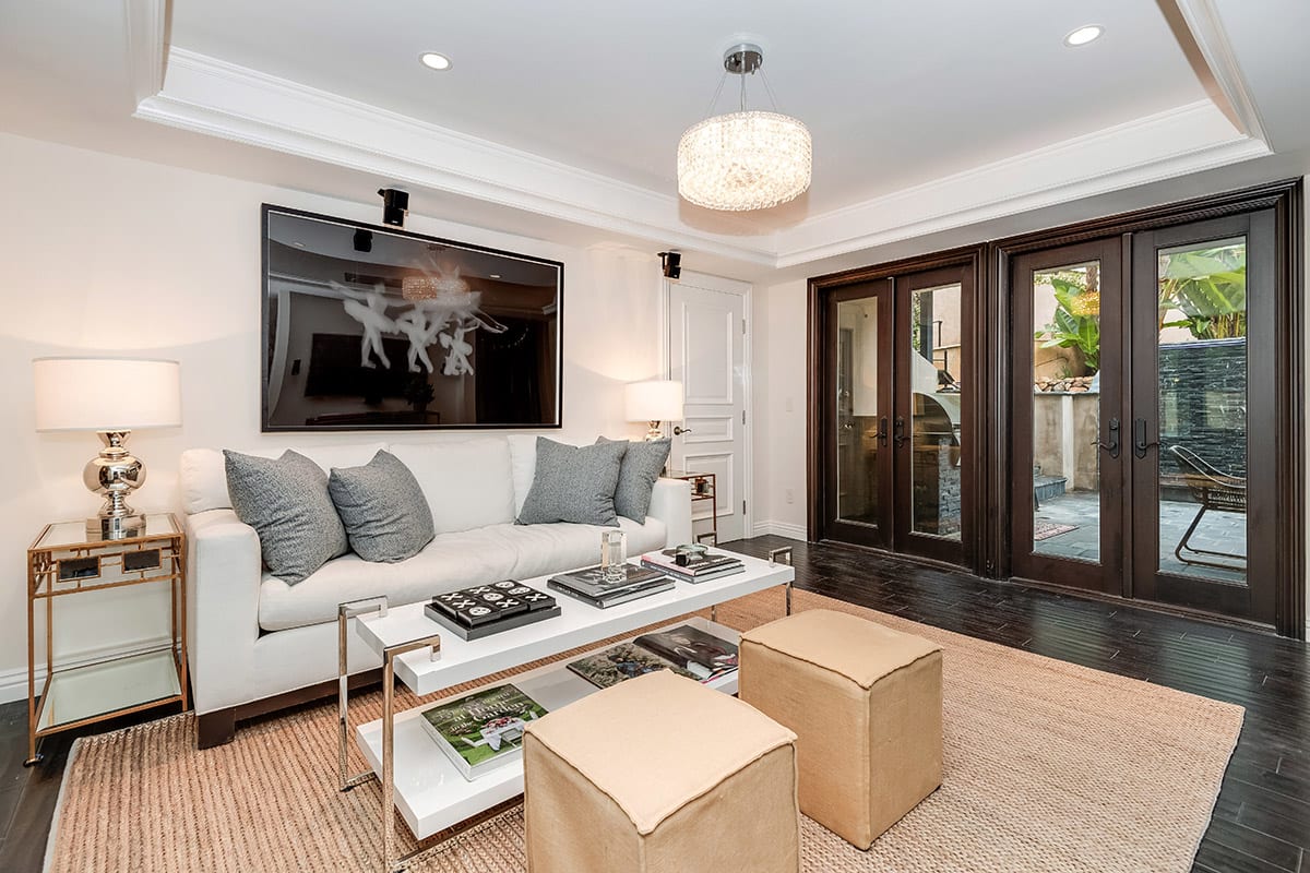 1600 Benedict Canyon Dr