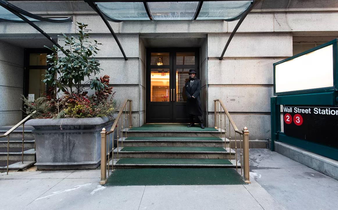 55 Wall Street, Apt 606