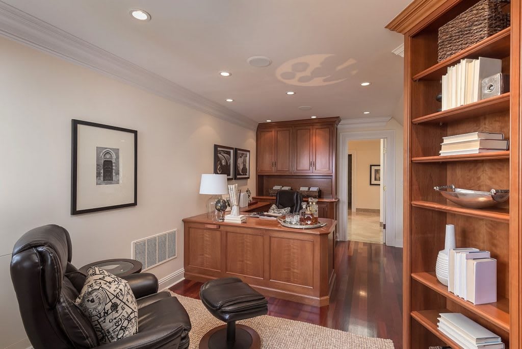 125 Lakeview Dr