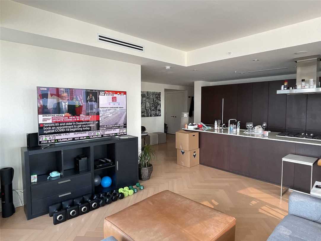 Suite 4409- 180 University Avenue