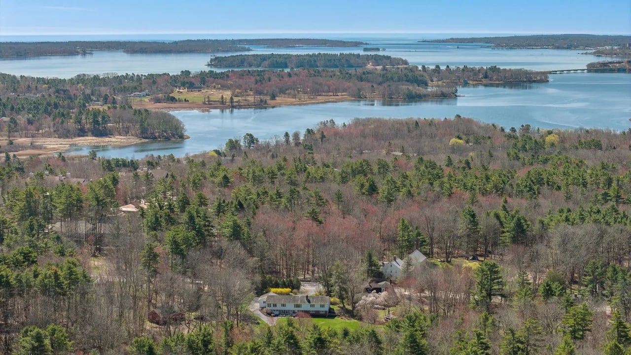 New Listing: 69 Falmouth Road, Falmouth, ME 04103 – $1,250,000