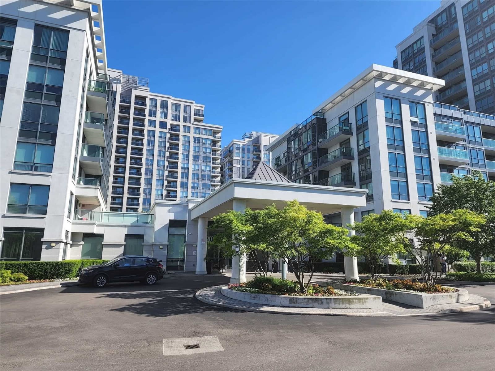 30 North Park Rd Unit: 807
