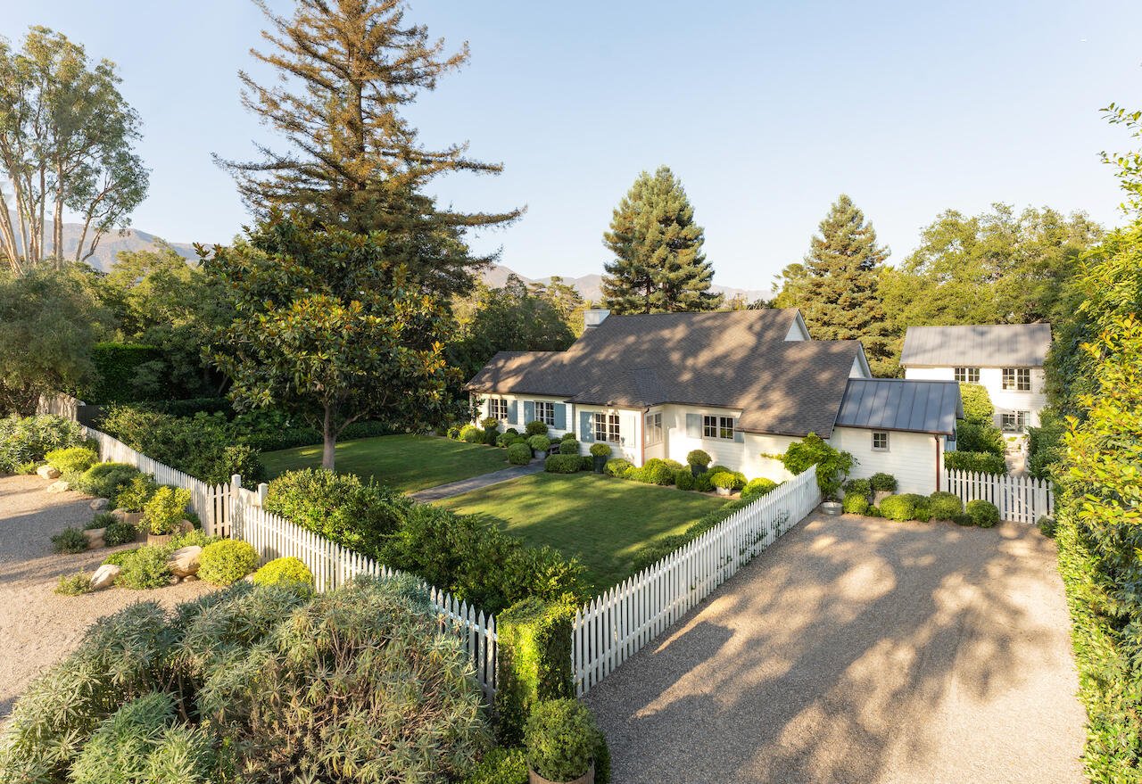 274 Middle Rd