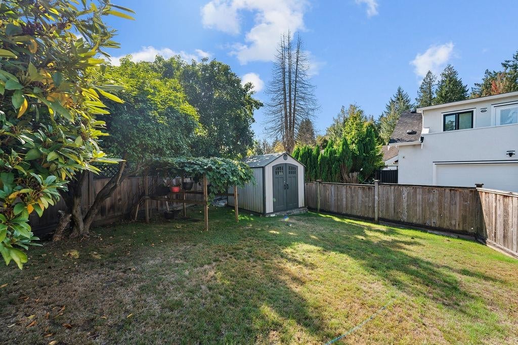 7292 Shawnee Pl