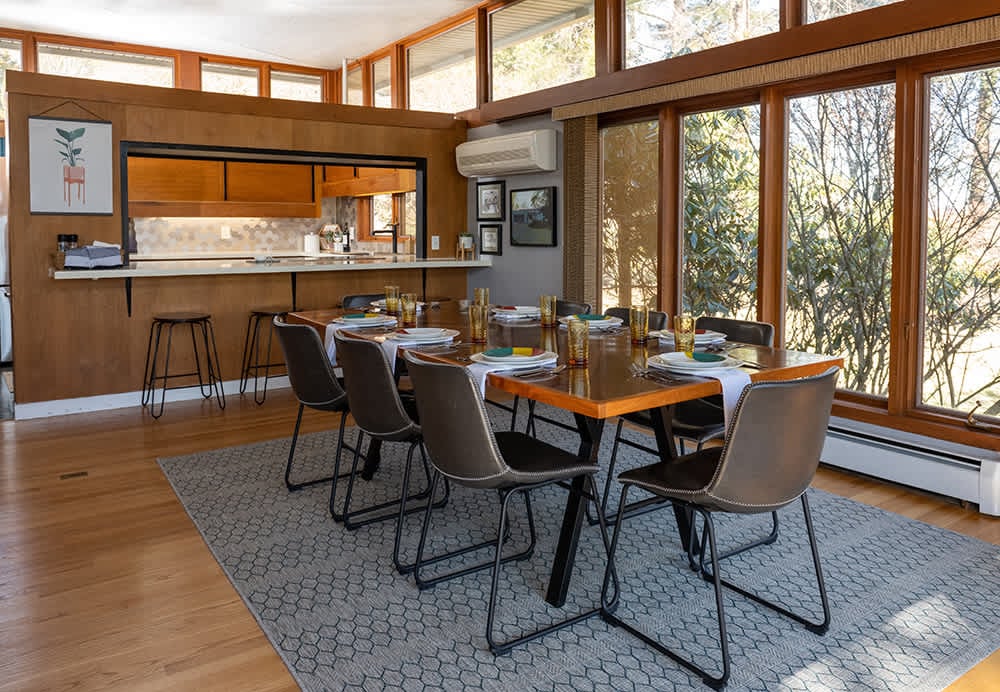 House Tour: Mid-Century Modern