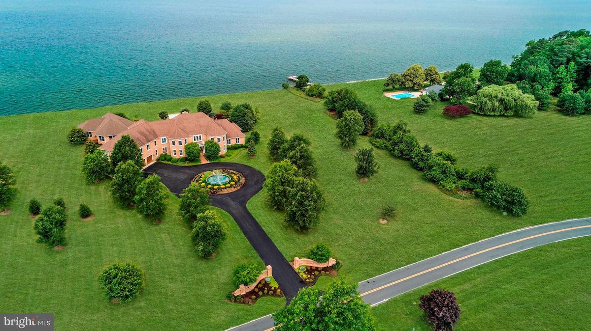 A LOOK INSIDE DC'S MOST ELITE ESTATES