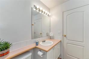104-288 Eltham Rd