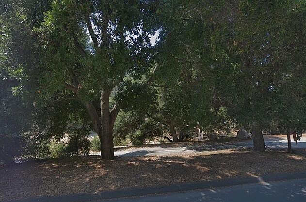 924 W Carmel Valley Rd