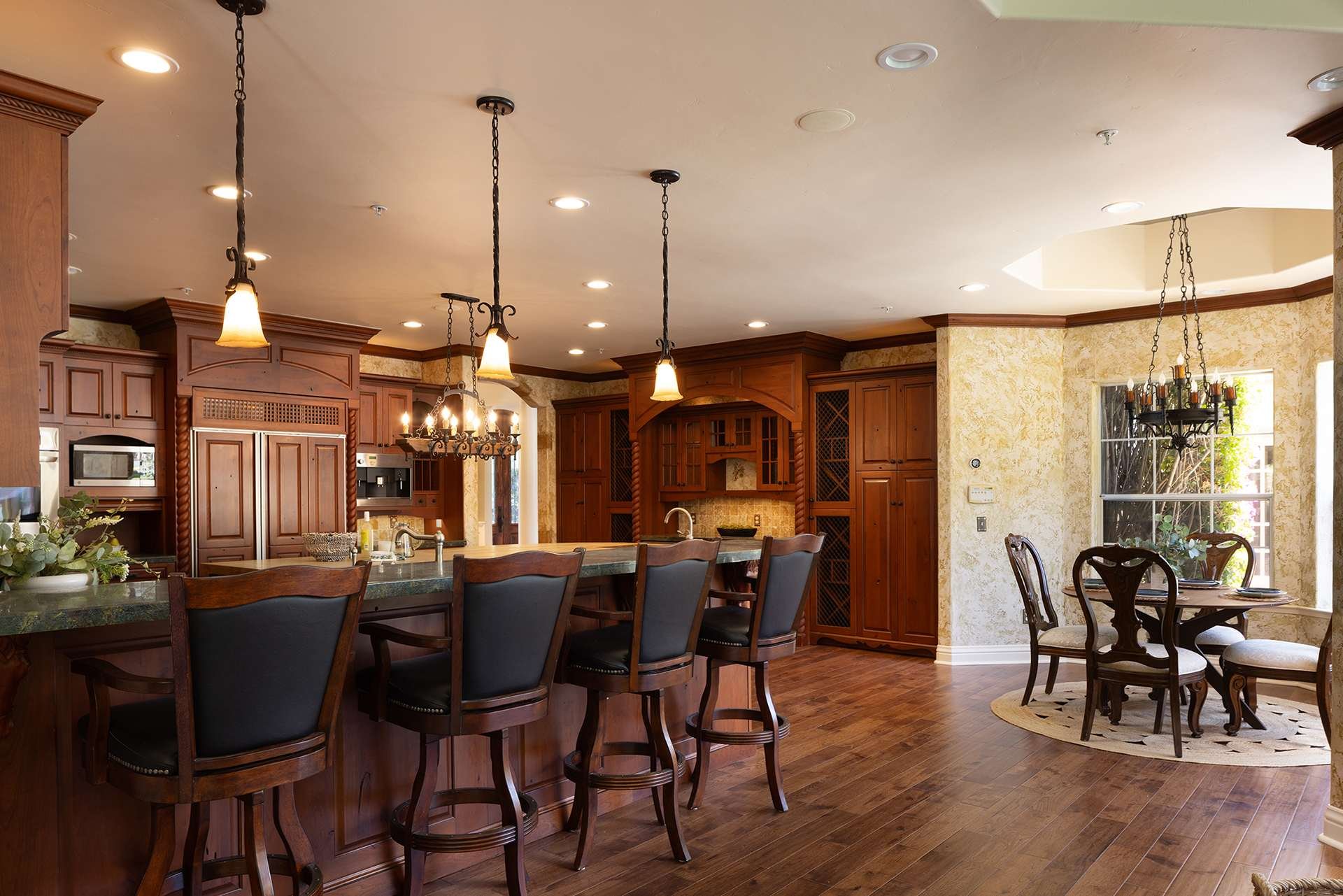 Stunning Equestrian Estate - 6 Sleepy Hollow Dr