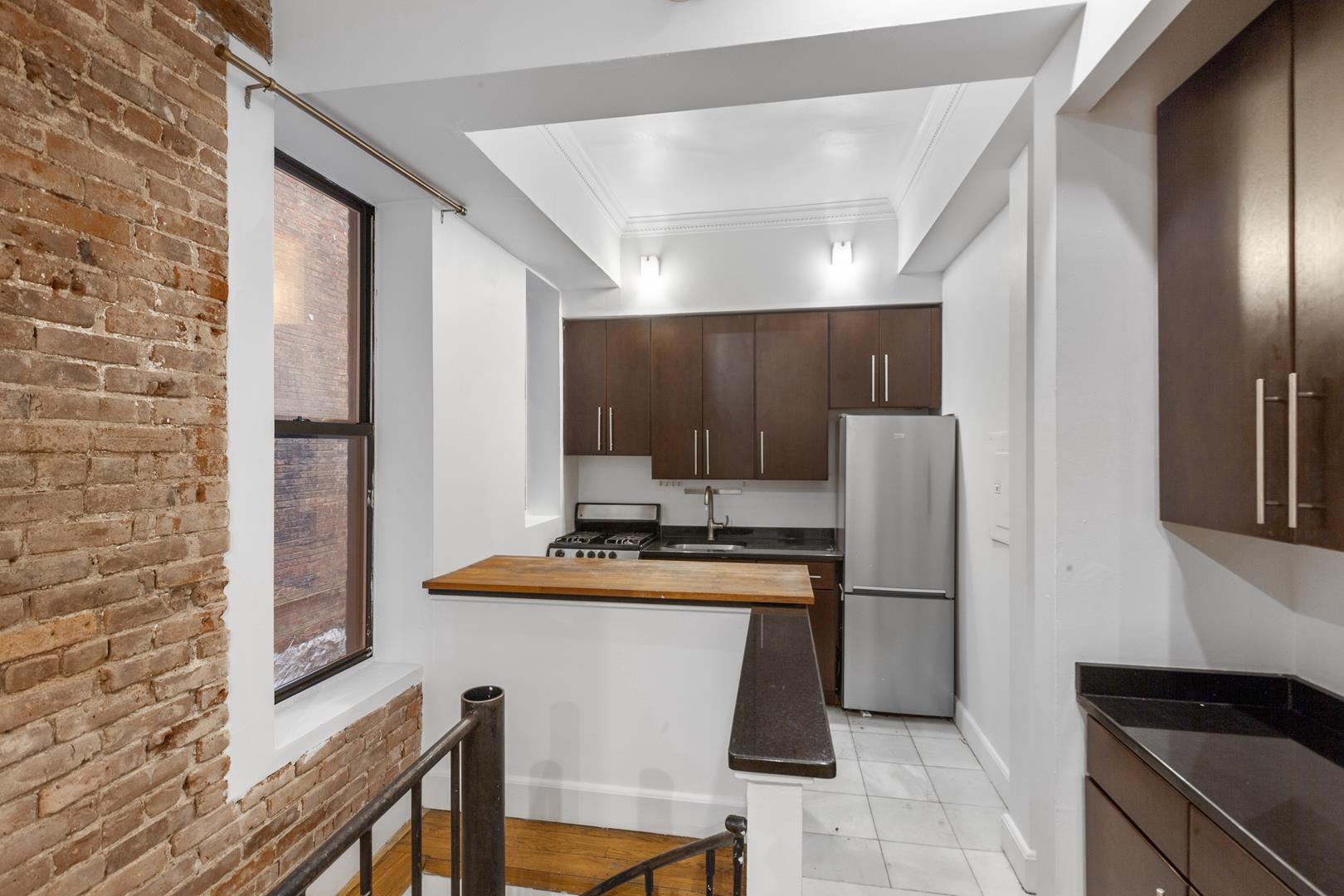 15 West 64th Street, Apt 1-C