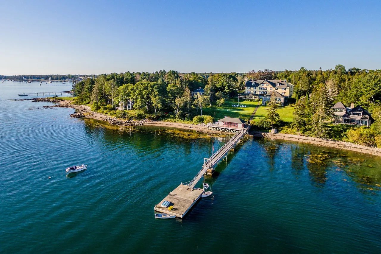 Own Your Own Beach – Maine Real Estate