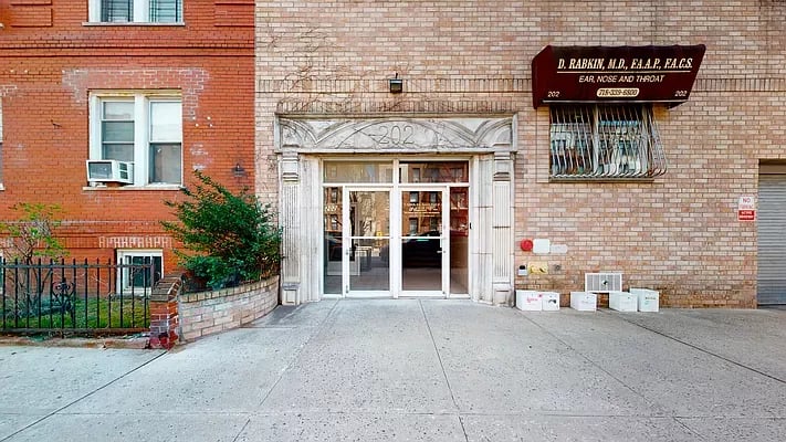 202 Quentin Road Unit: C1