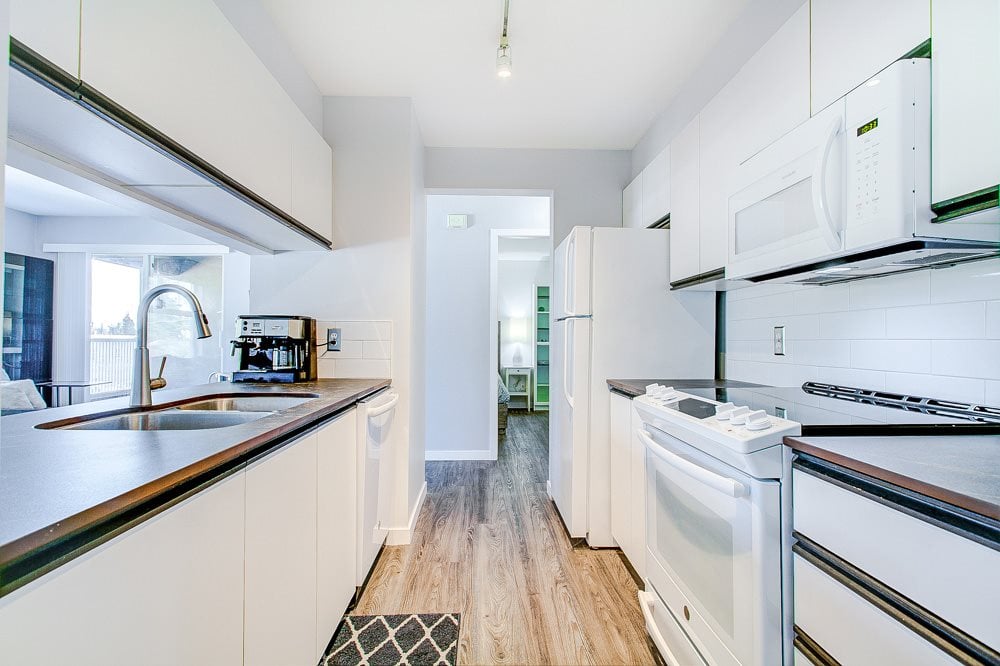 13-2120 Central Ave
