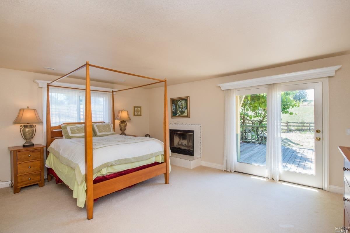 1660 Old Adobe Rd