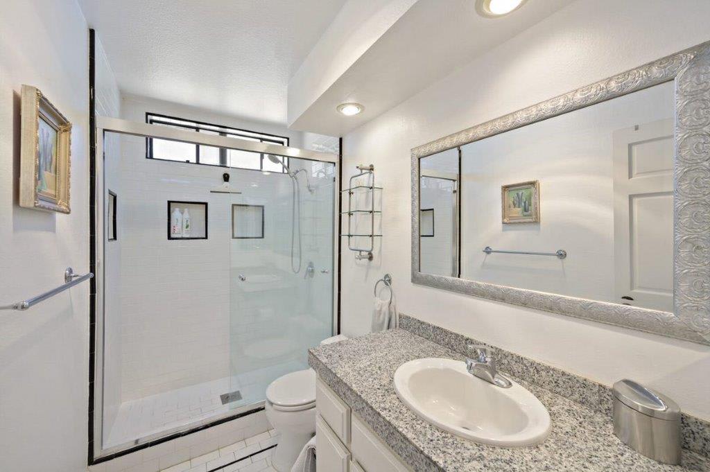 15239 Magnolia Blvd C Sherman Oaks, CA