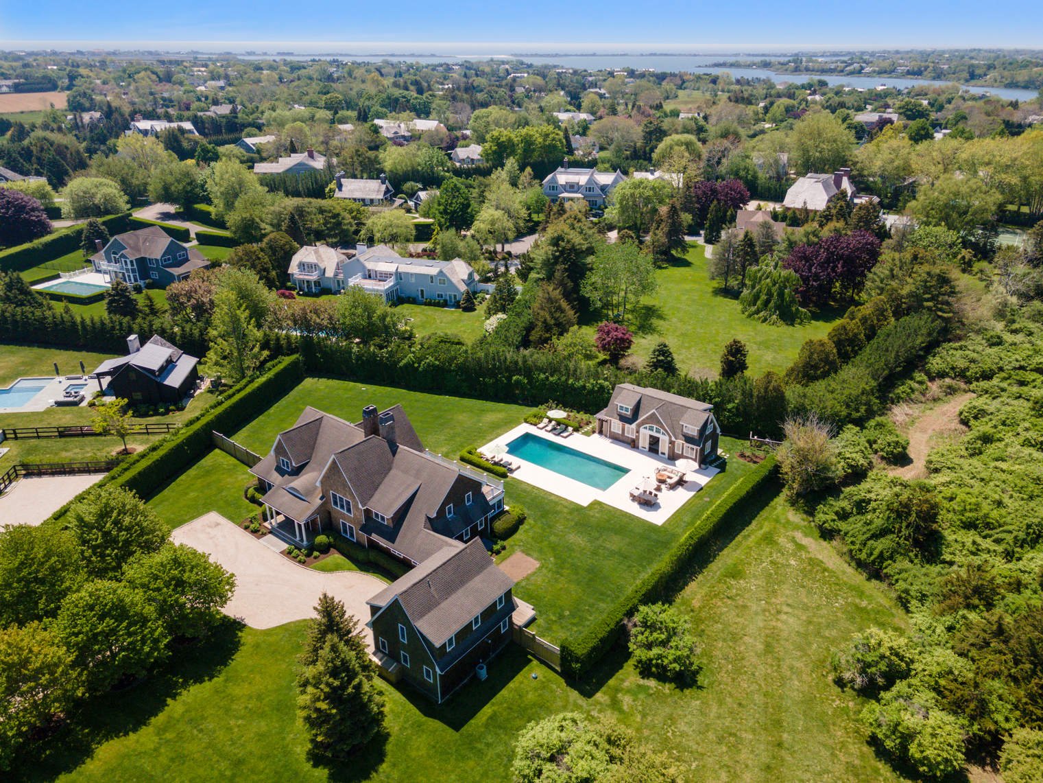 Water Mill South Dream Compound Adjacent to 2.7 Acre Reserve