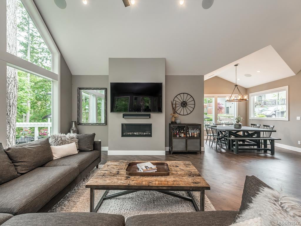 6238 Elizabeth Garden Ct