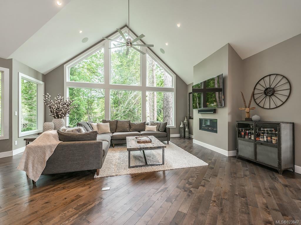 6238 Elizabeth Garden Ct