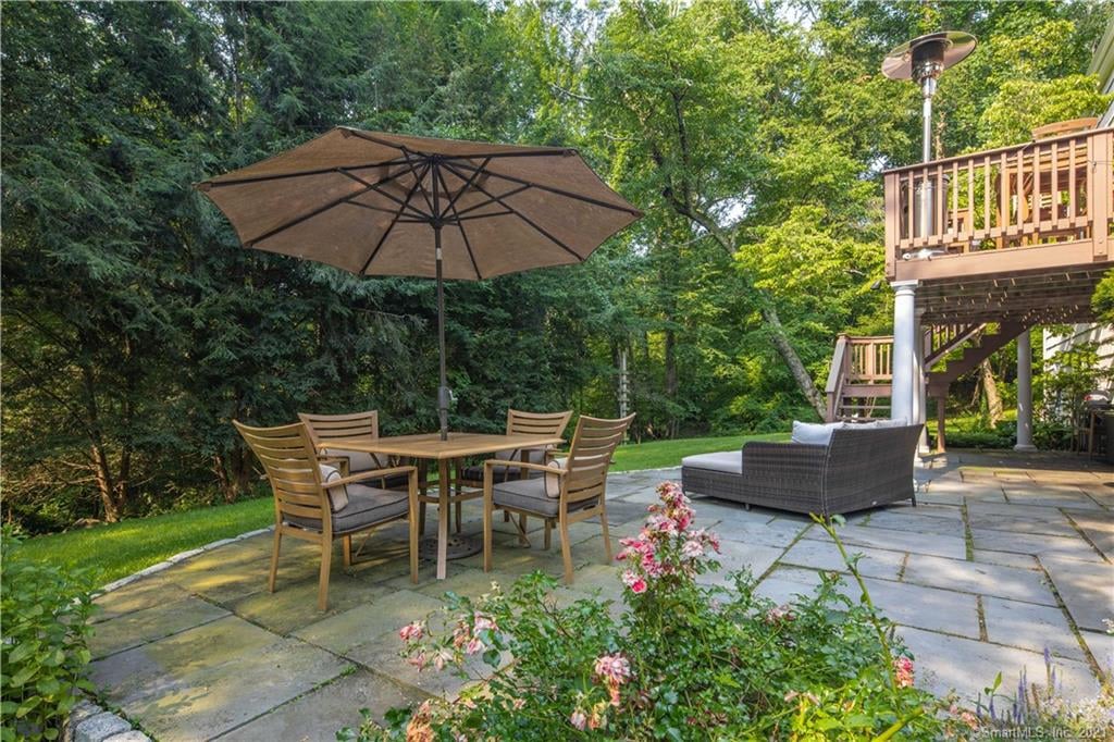 102 Briar Brae Rd