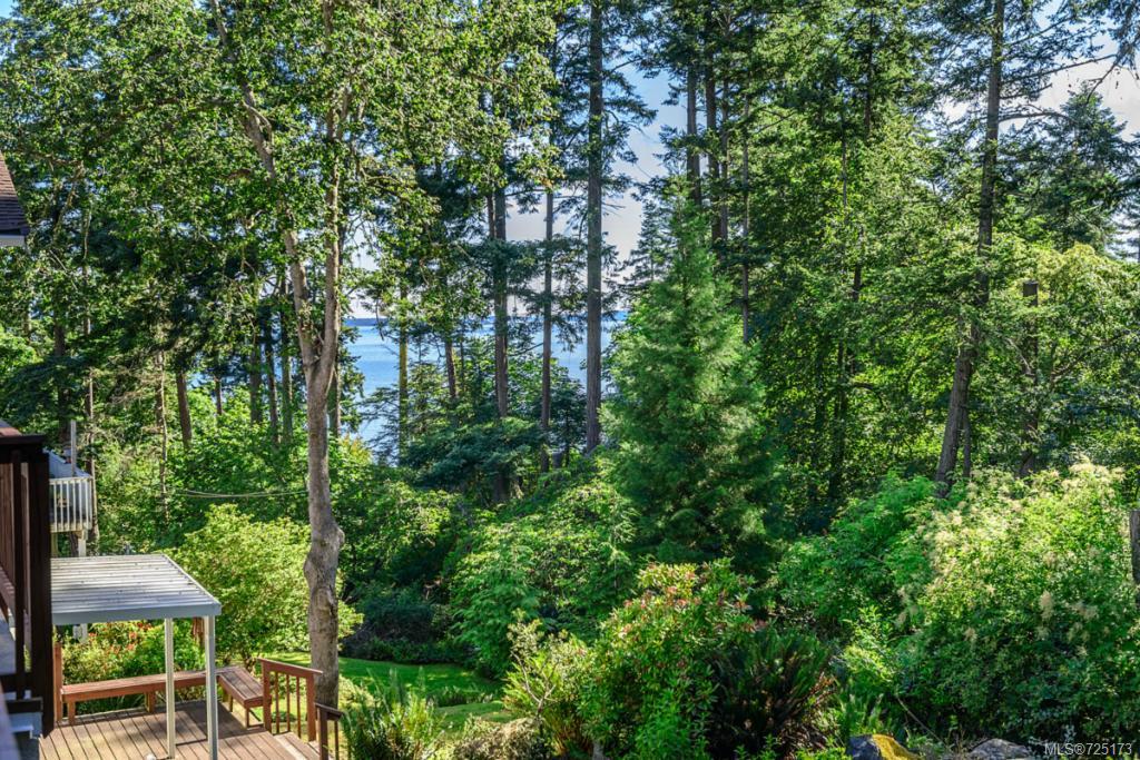 4731 Carloss Pl, Saanich