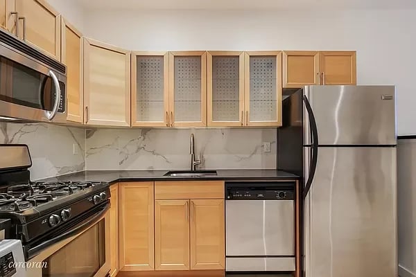 886 Myrtle Avenue Unit: 1B