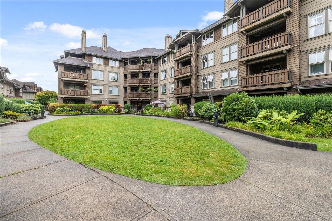 207-15 Smokey Smith Pl