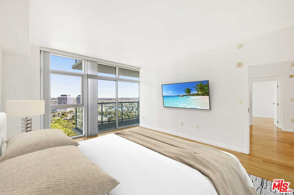 13700 Marina Pointe #1531