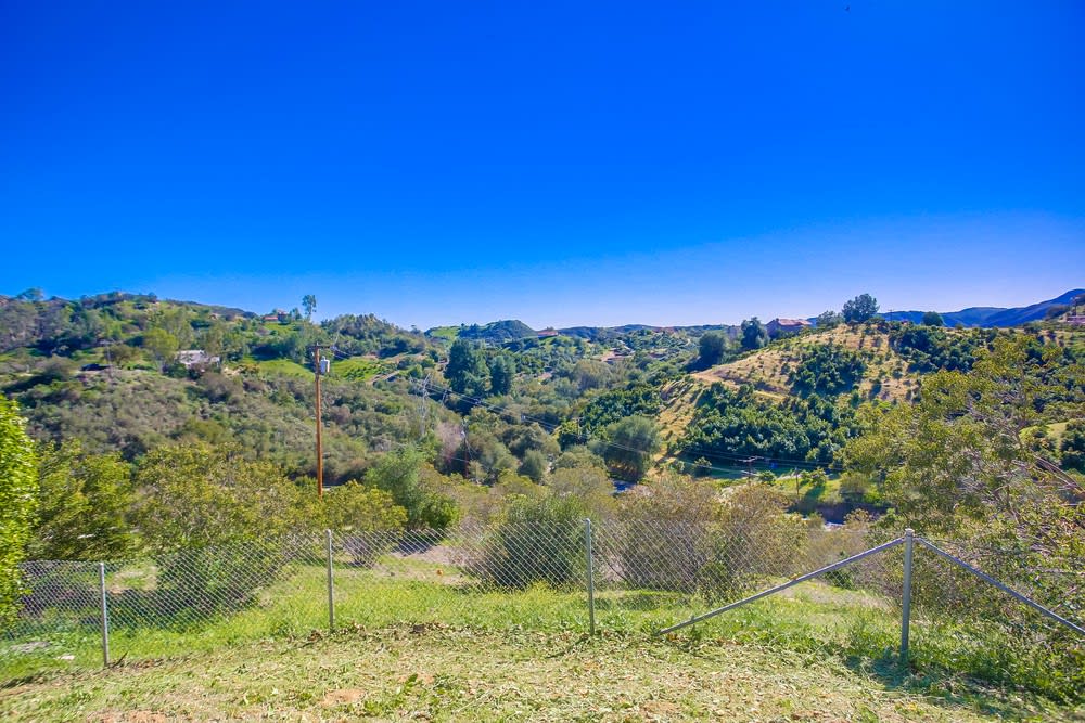 39221 Daily Rd