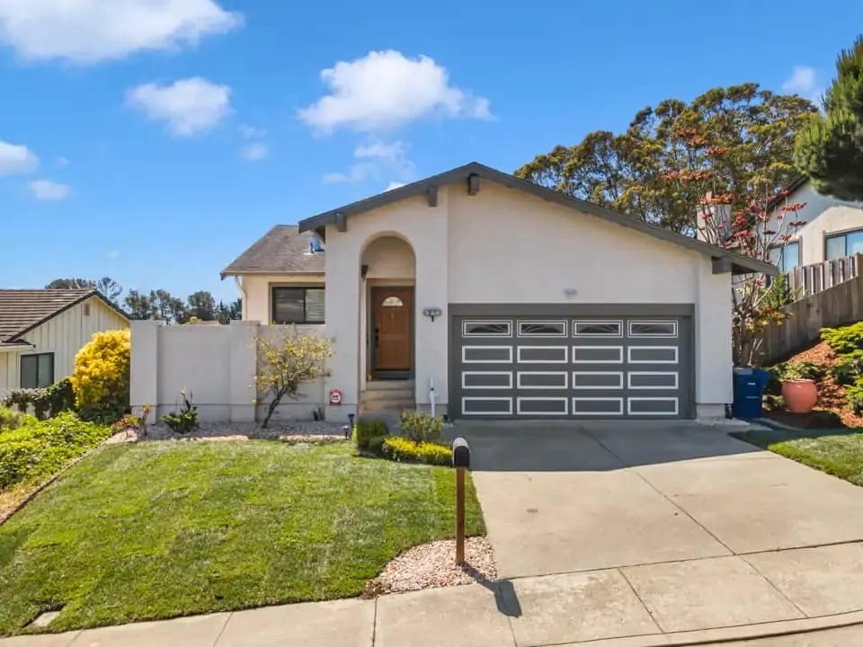 [Virtual Tour] Stunning Views from Our New Listing in South San Francisco