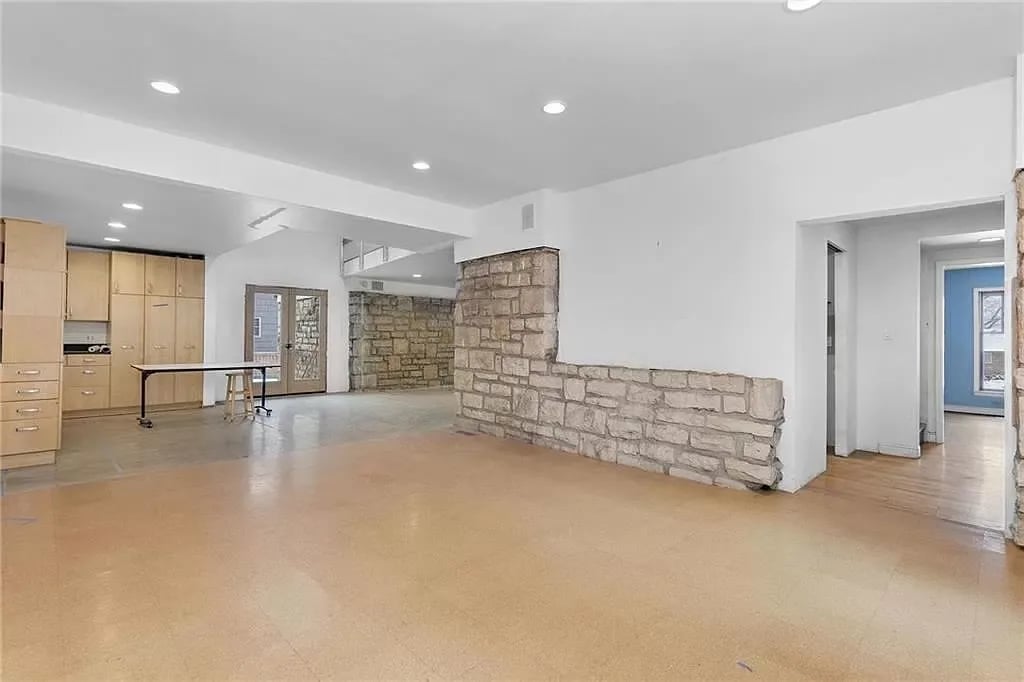 2812 W. 90th Street