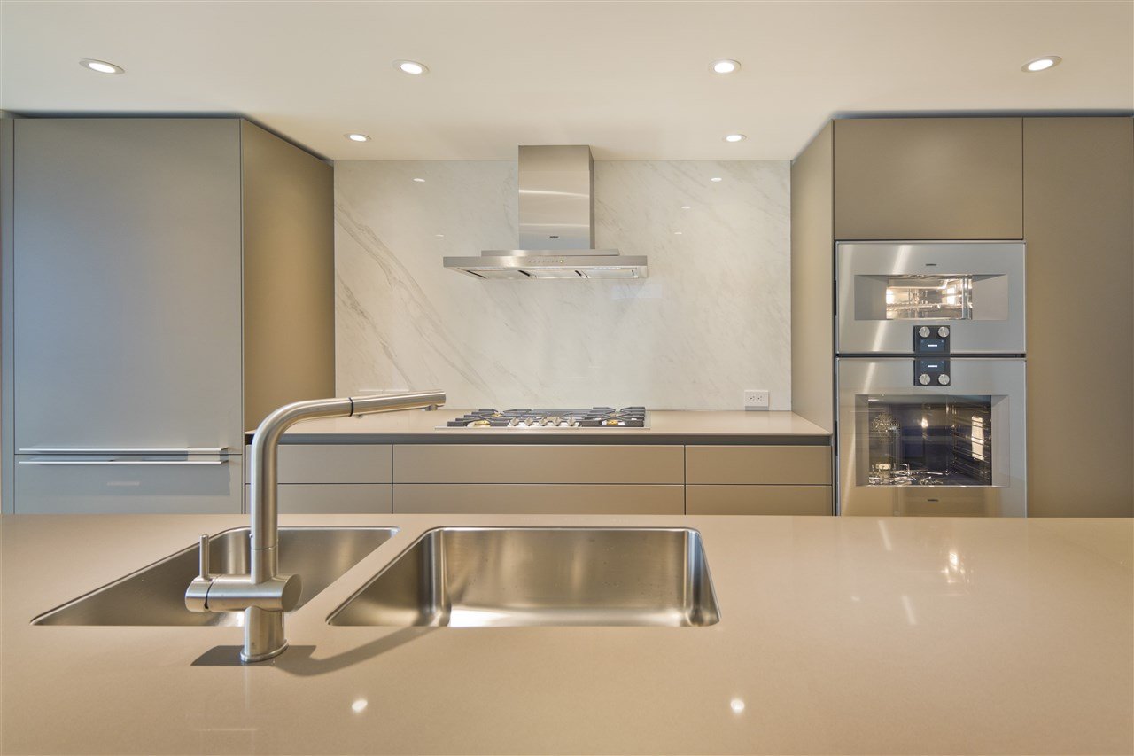 303-7128 Adera St