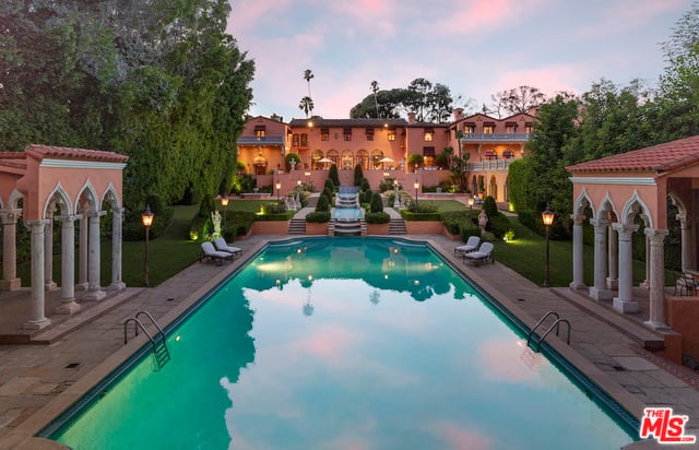 Valley Villa