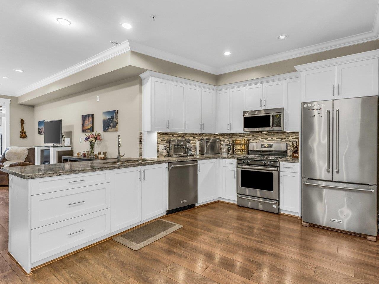 310 Seymour River Pl