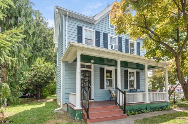 214 Main St