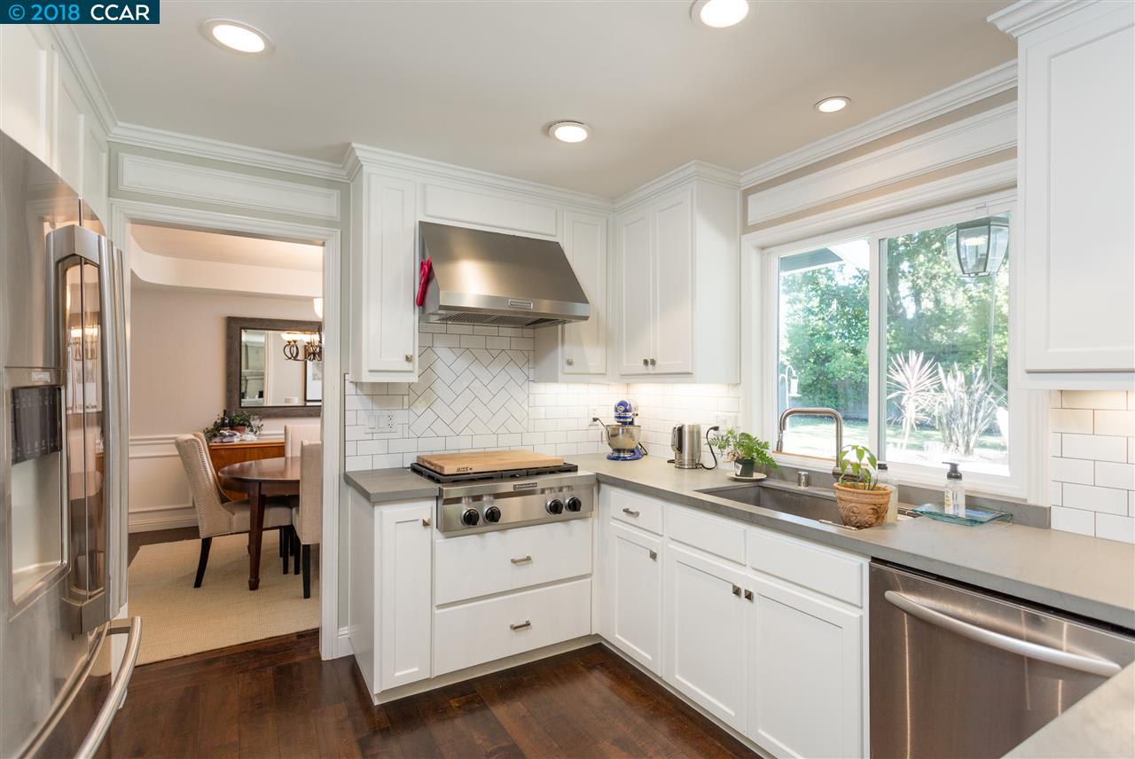 90 Princeton Ct