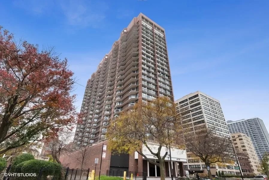 4170 N Marine Dr, #11C