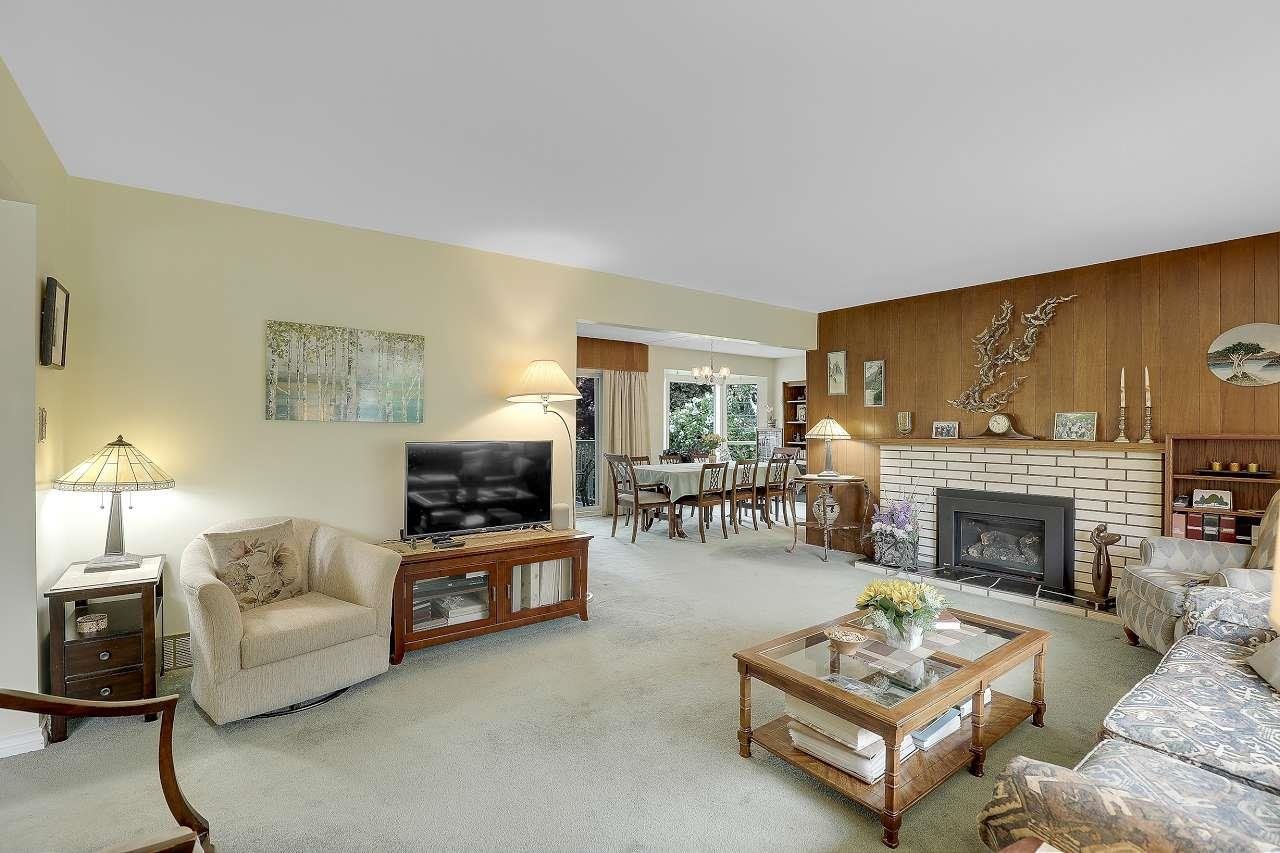 2313 Vista Ct