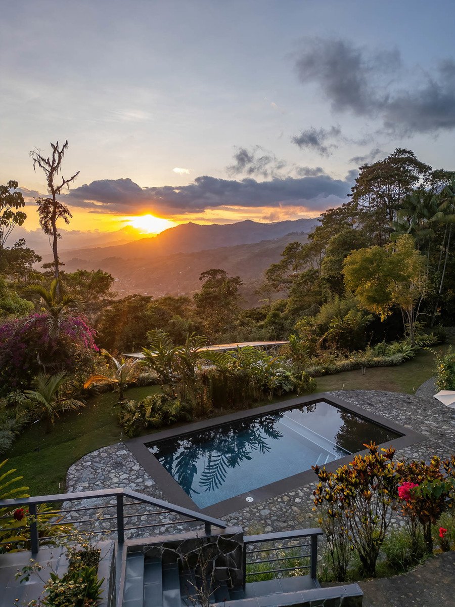 Luxurious Mountain Villa Retreat, Perez Zeledon, San Jose