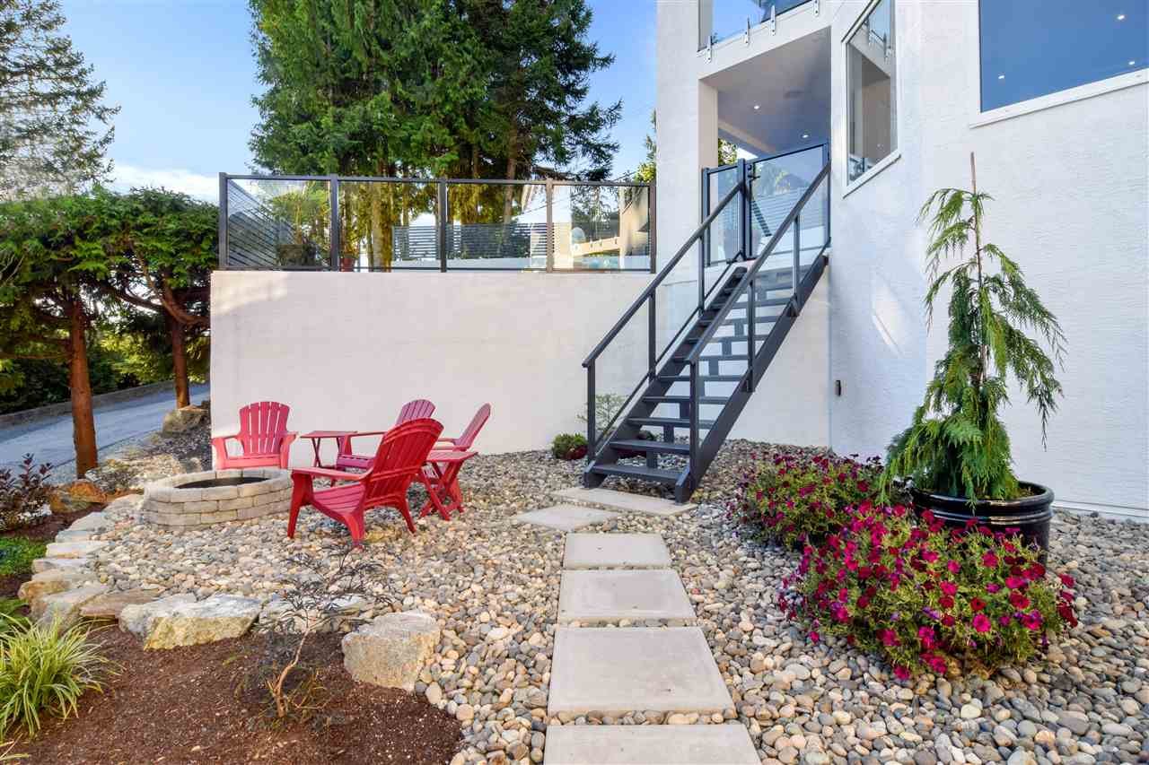 233 Bayview Rd