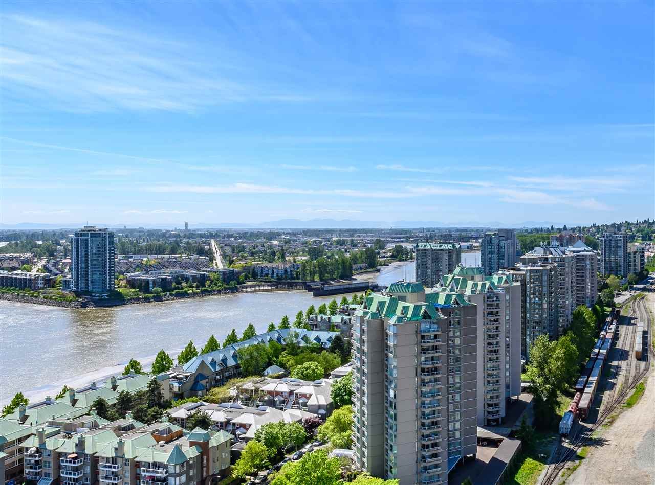 2503-988 Quayside Dr