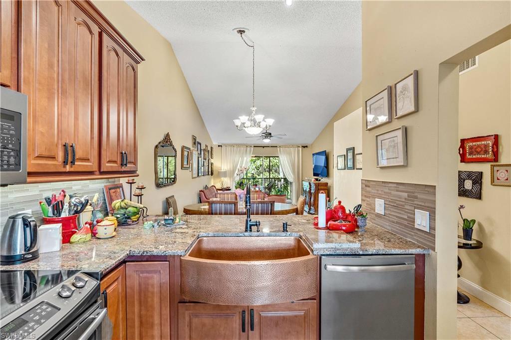 1702 Kings Lake BLVD Unit: 8-204