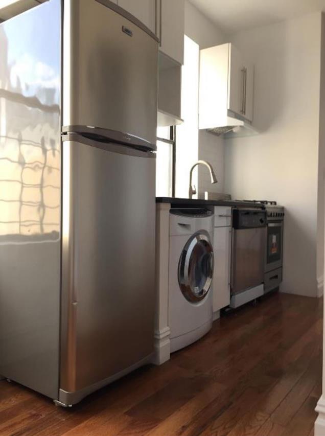 826 Ninth Avenue, Apt 4-FS