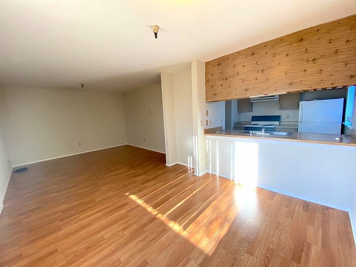 237 Montecito Ave