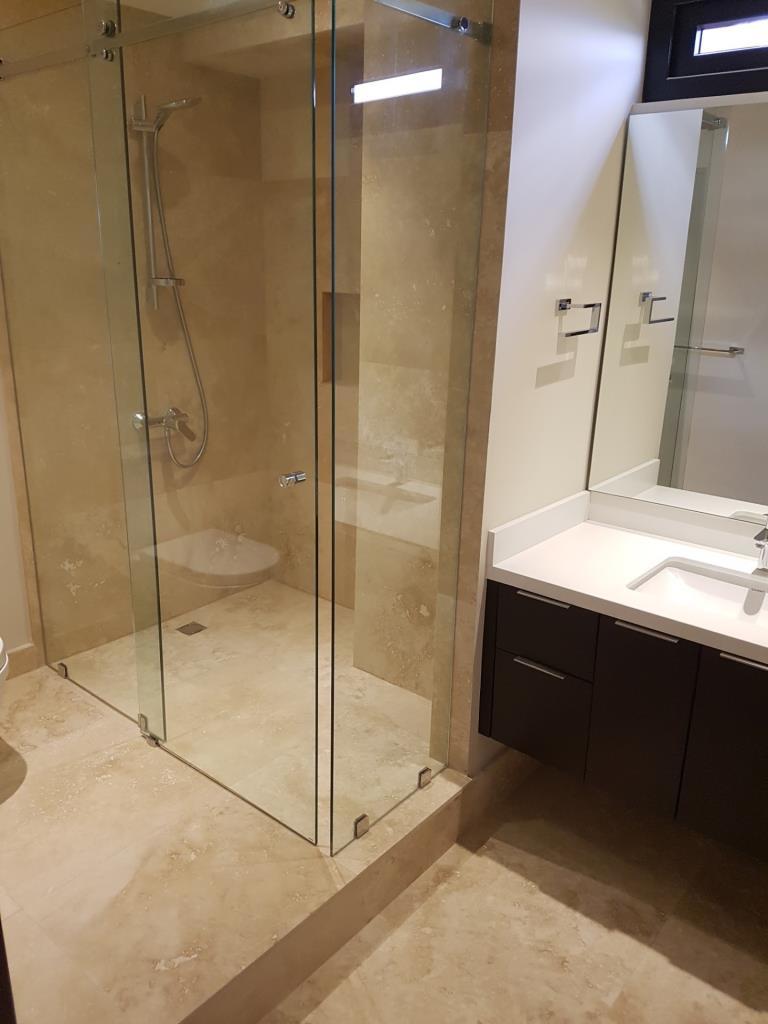 Remodeled Full Floor Condo, Escazu, San Jose