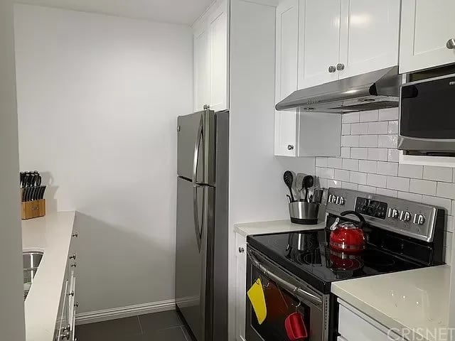 532 N Rossmore Ave #212