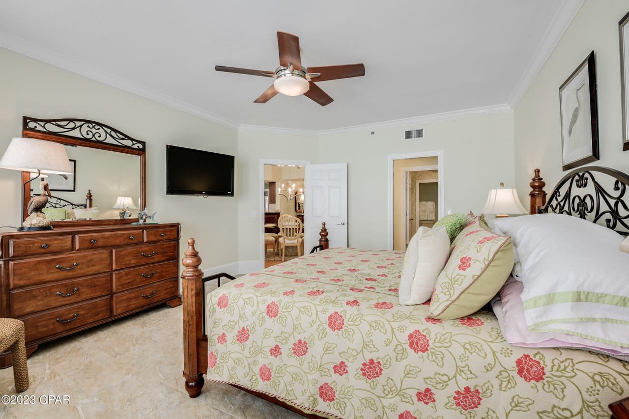 6323 THOMAS Drive Unit 802A