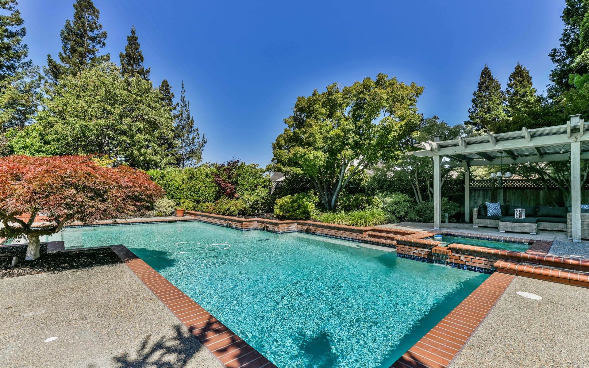 117 Warwick Ct
