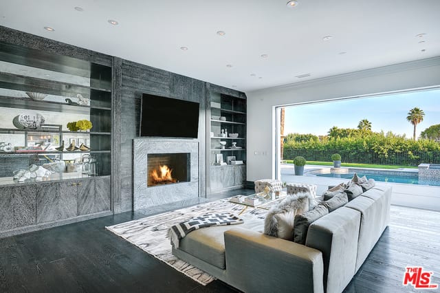Eminence Azure