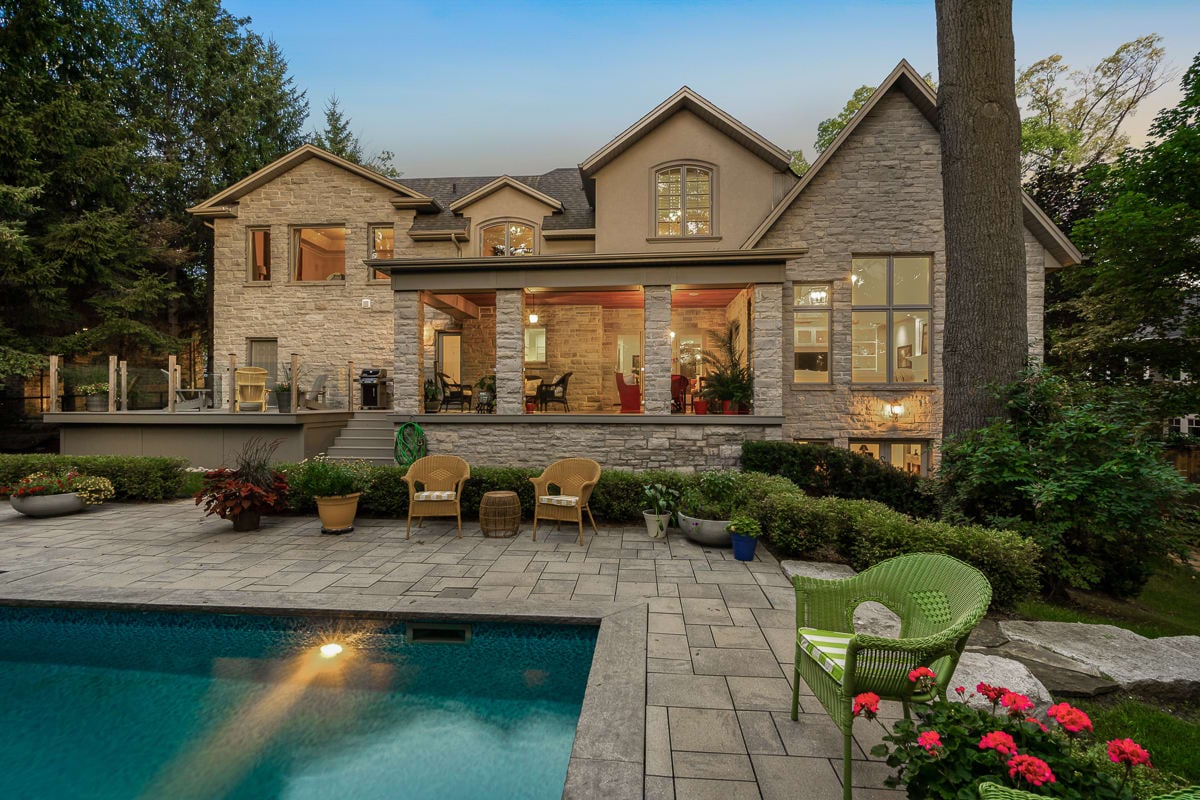 261 Oakhill Road