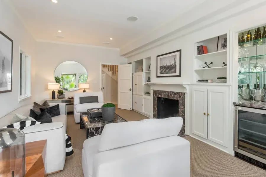 1423 N Doheny